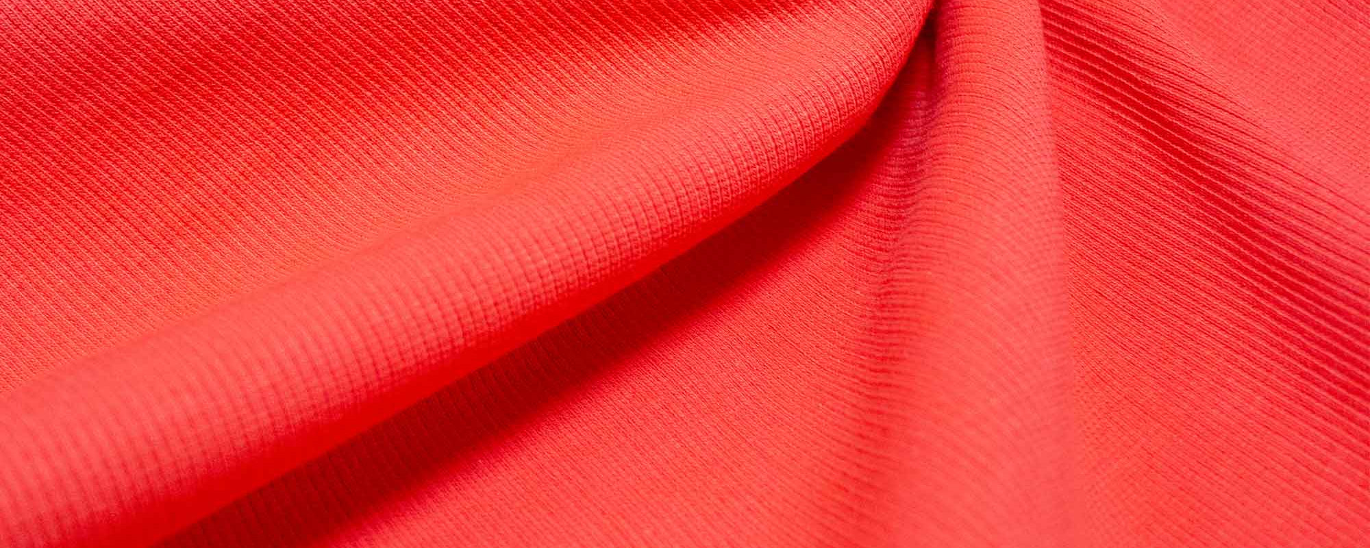 Rebel Red – Helderrode stof