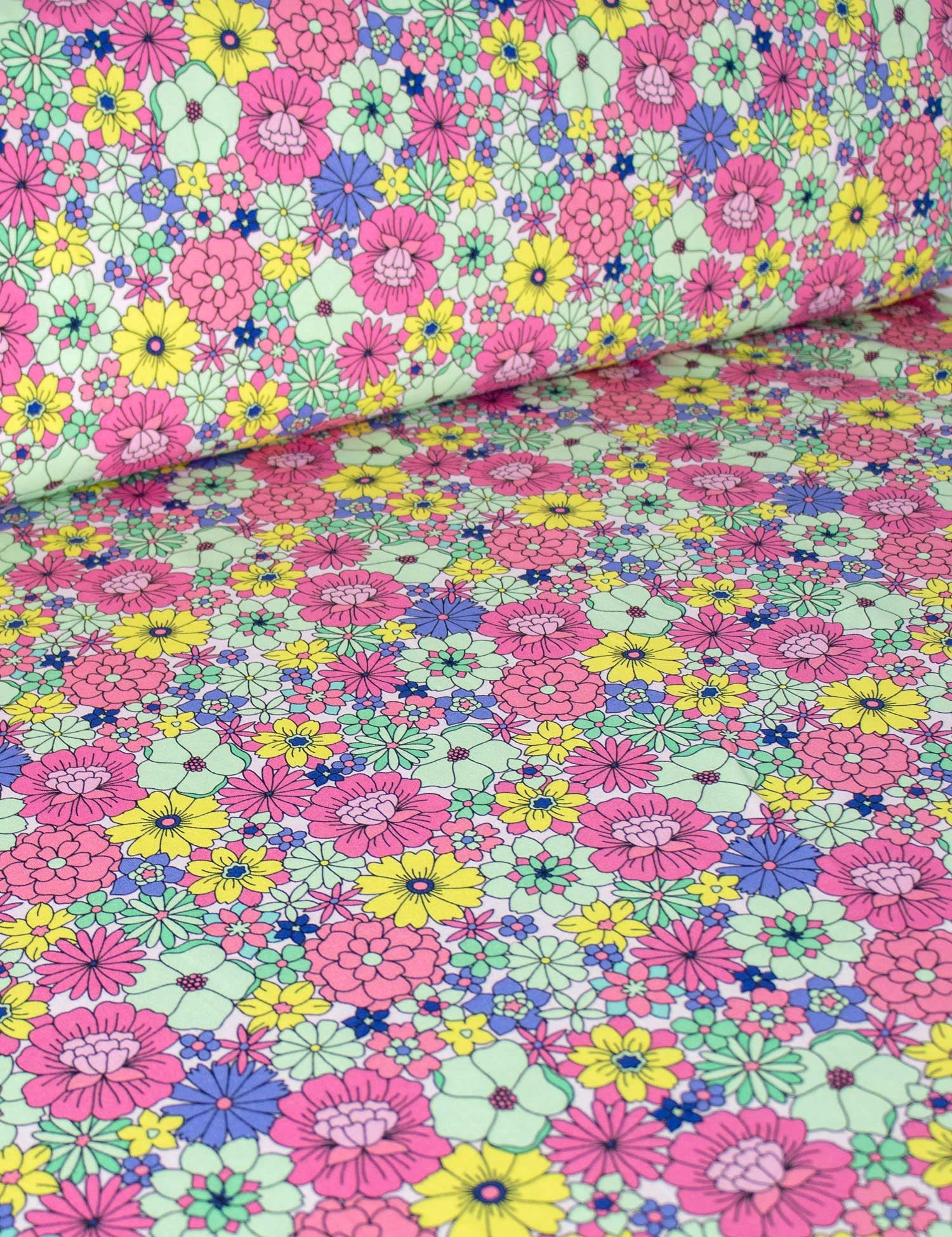 Bloom-Parade-Tricot_Rebel-Studio-Stoffen-overzicht.jpg