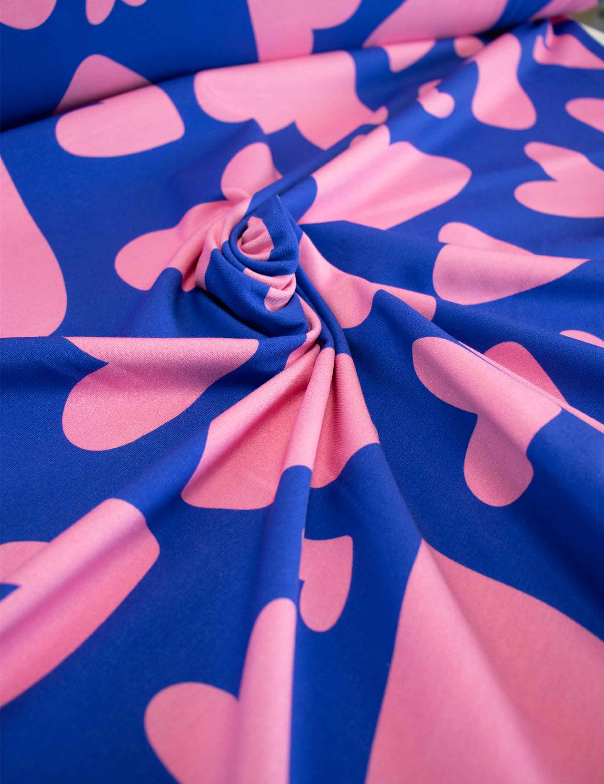 Bold Hearts – Blau | Trikot | 170 cm breit