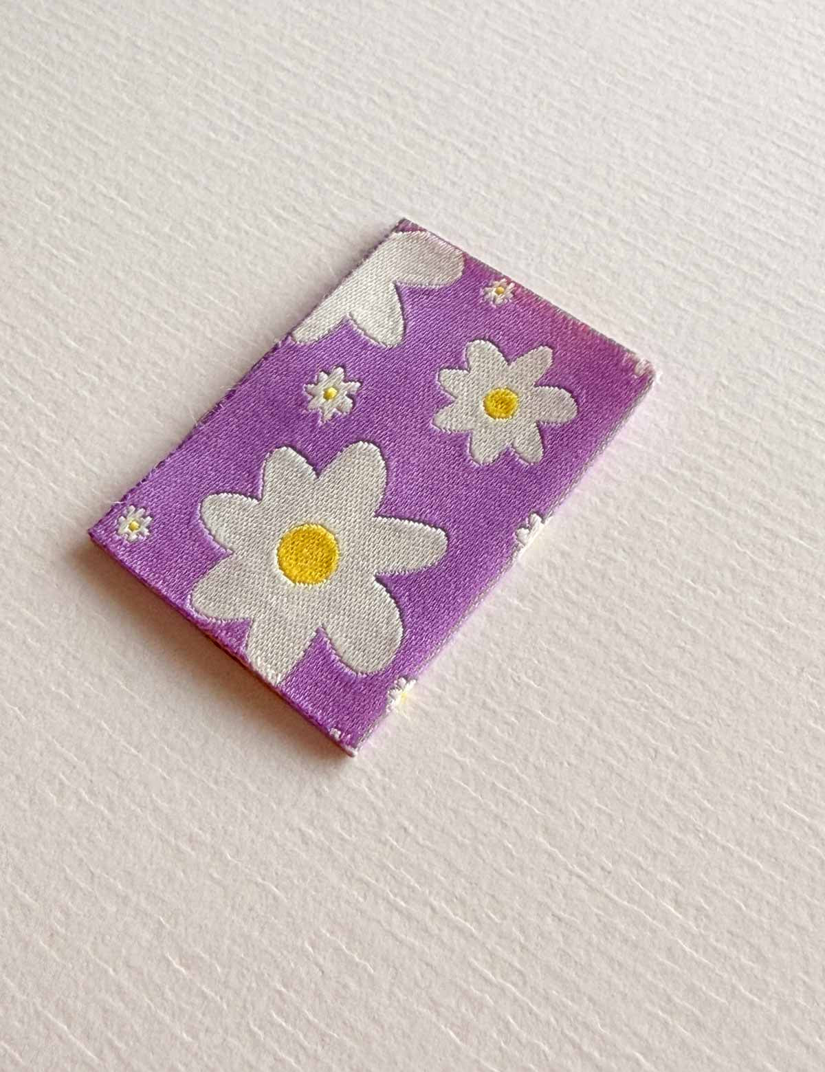 Flowers Lilac | Gewebtes Nählabel