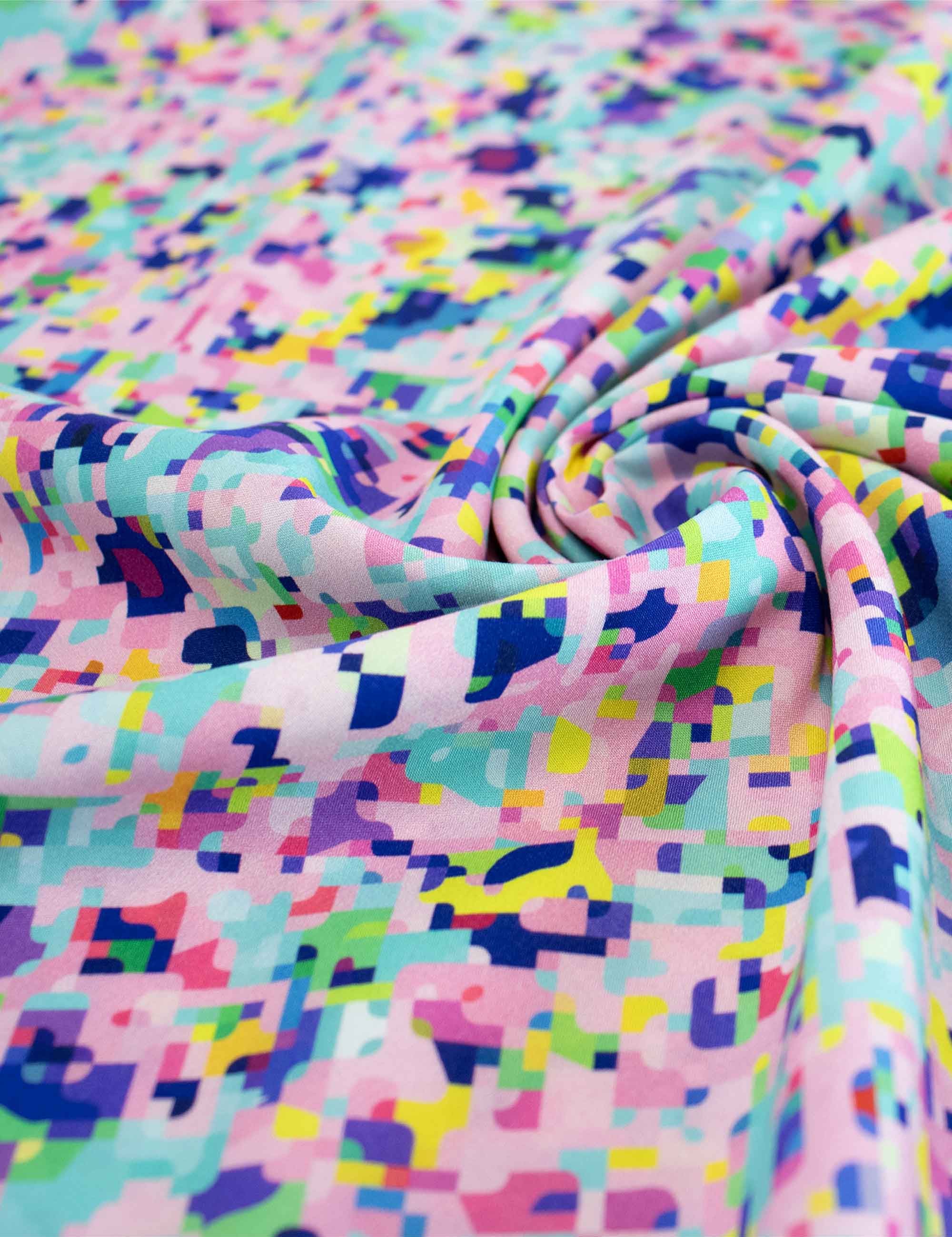 Pixel-Breeze-1-Viscose-Rebel-Studio-stoffen.jpg