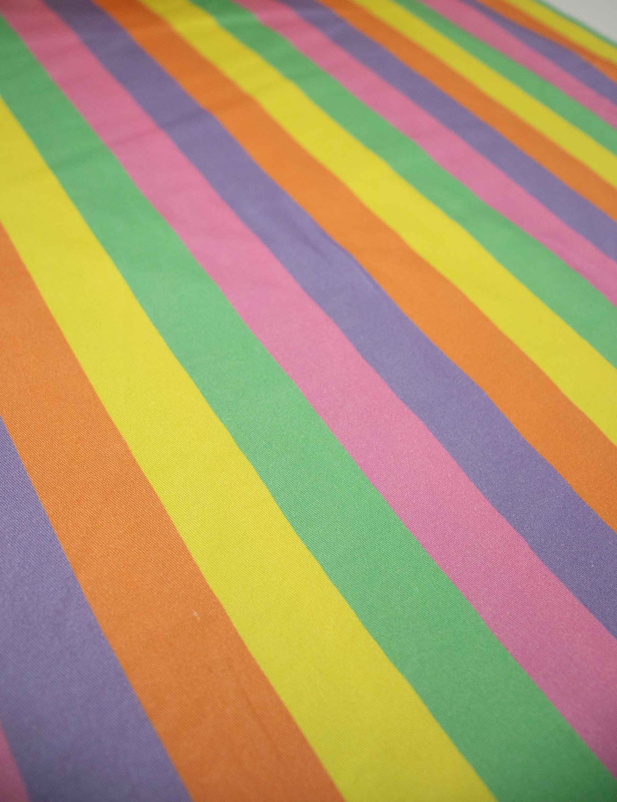 Retro-Parade-4-katoen-twill-rebel-studio-stoffen.jpg