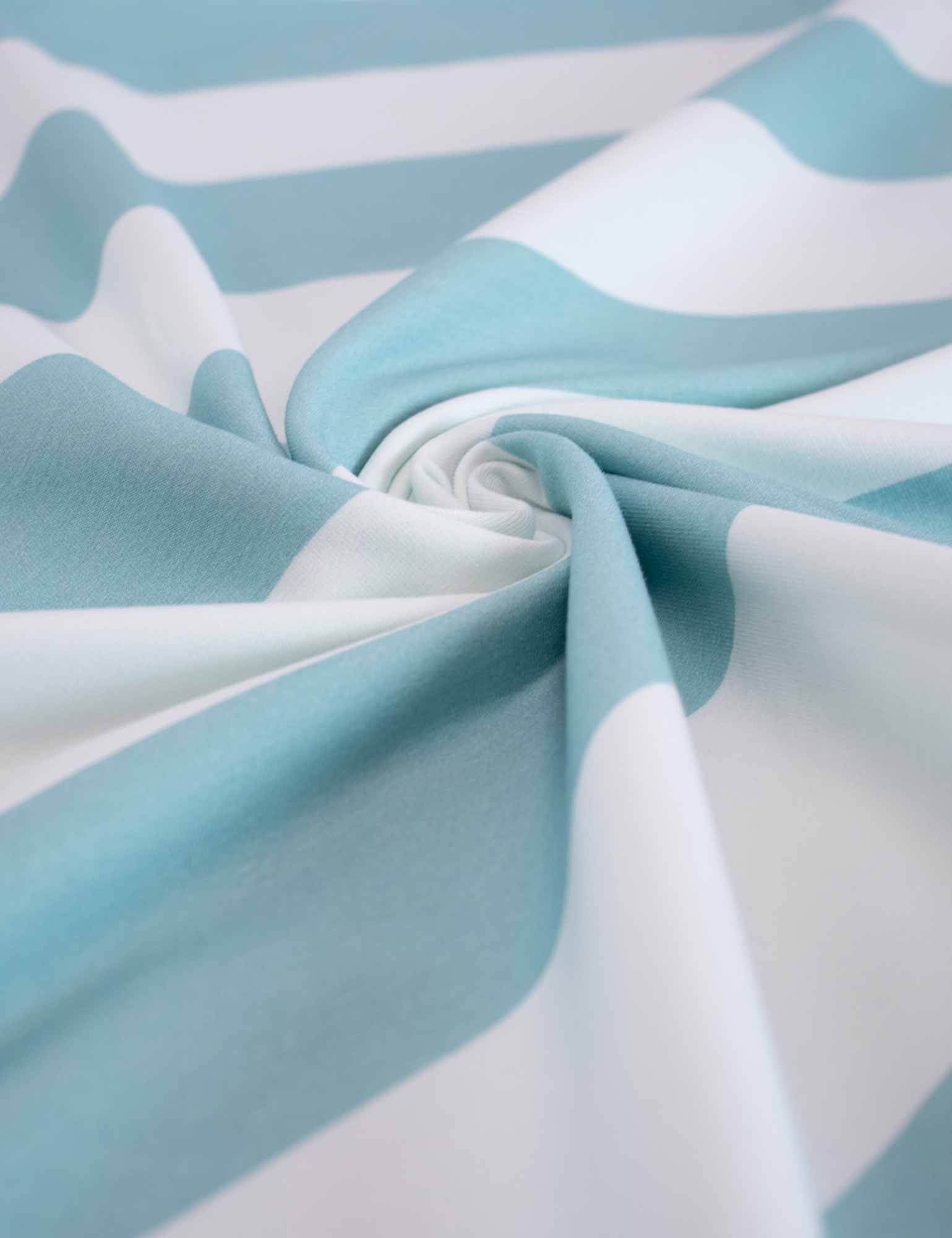 Tidal-Stripe-close-up2-Rebel-Studio-stoffen-summer-lovin.jpg