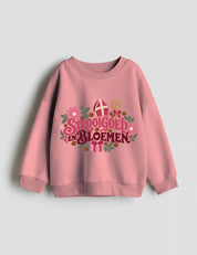 Strooigoed & Bloemen – Sierlijk Sinterklaas strijktransfer op een trui van Clay Pink French Terry