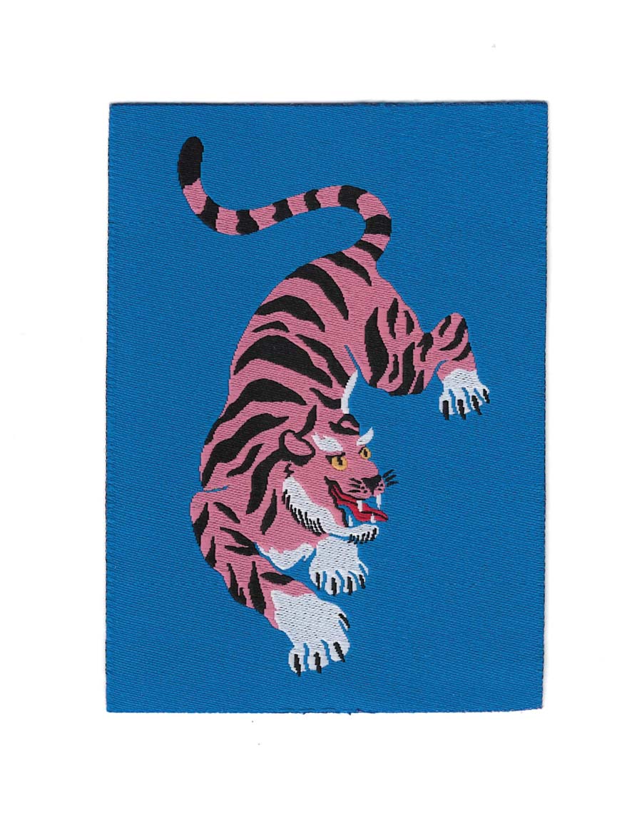 tiger-xxl-1-geweven-naailabel-Rebel-Studio.jpg